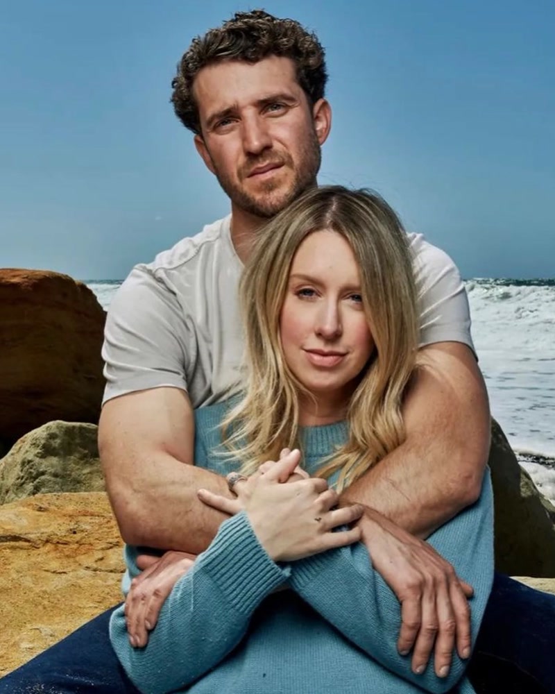 Coastal soft glam for a beach couple photoshoot